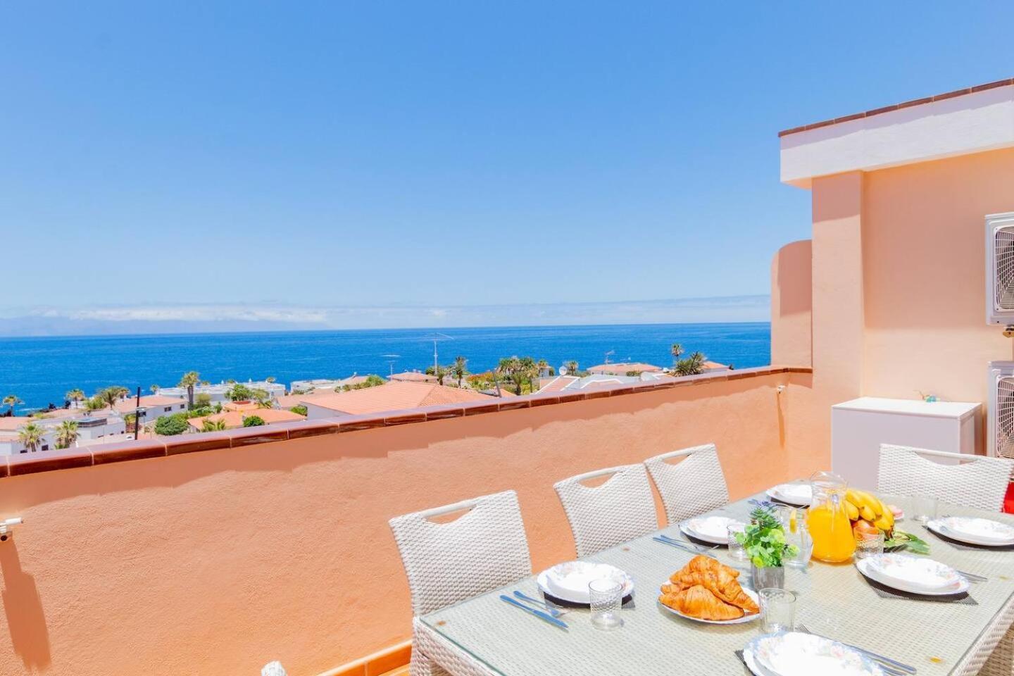 Penthouse Apt With Jacuzzi By Dream Homes Tenerife Puerto de Santiago  Dış mekan fotoğraf
