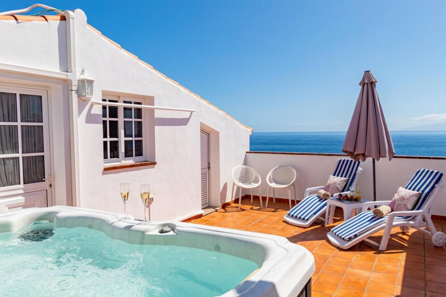 Penthouse Apt With Jacuzzi By Dream Homes Tenerife Puerto de Santiago  Dış mekan fotoğraf