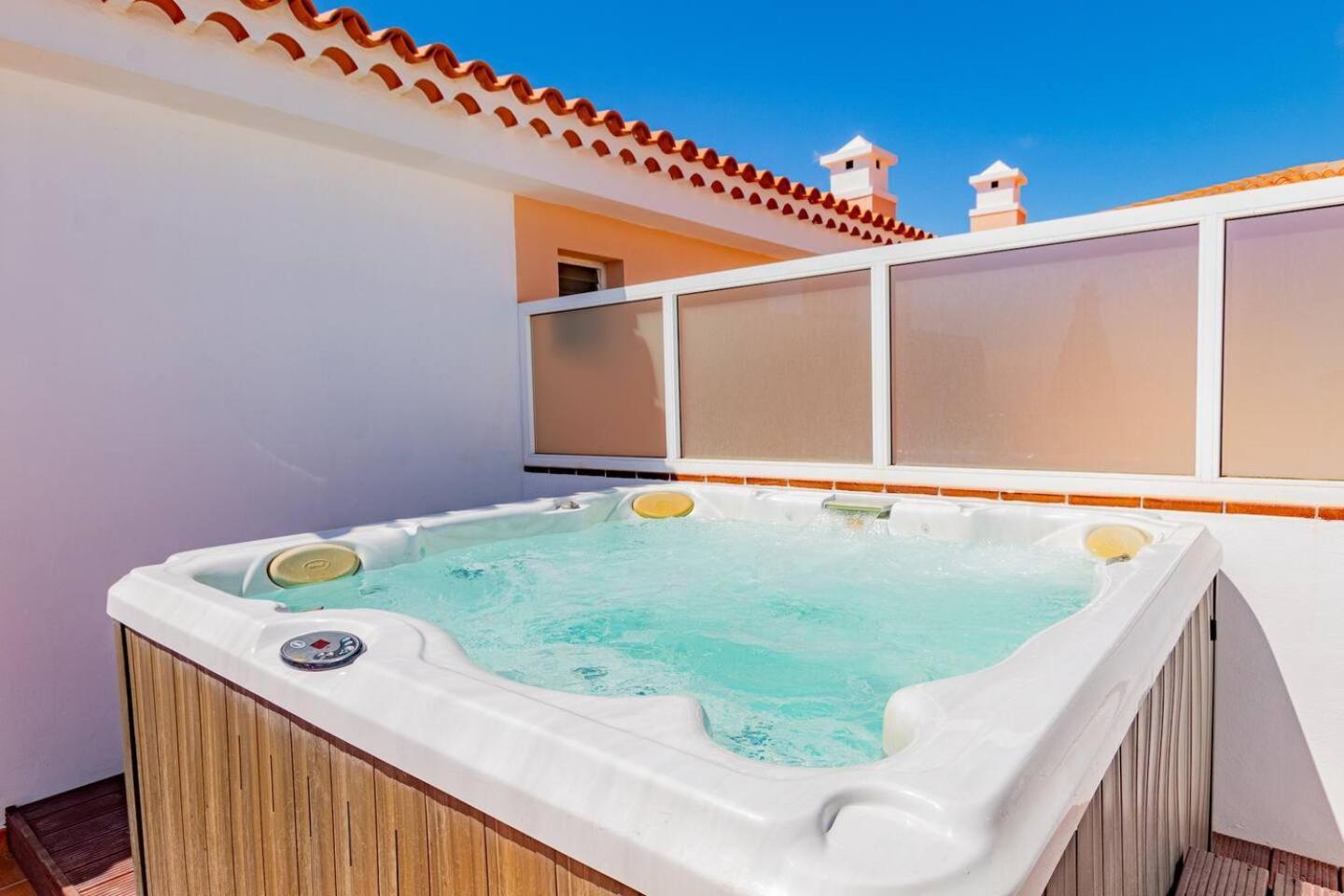 Penthouse Apt With Jacuzzi By Dream Homes Tenerife Puerto de Santiago  Dış mekan fotoğraf