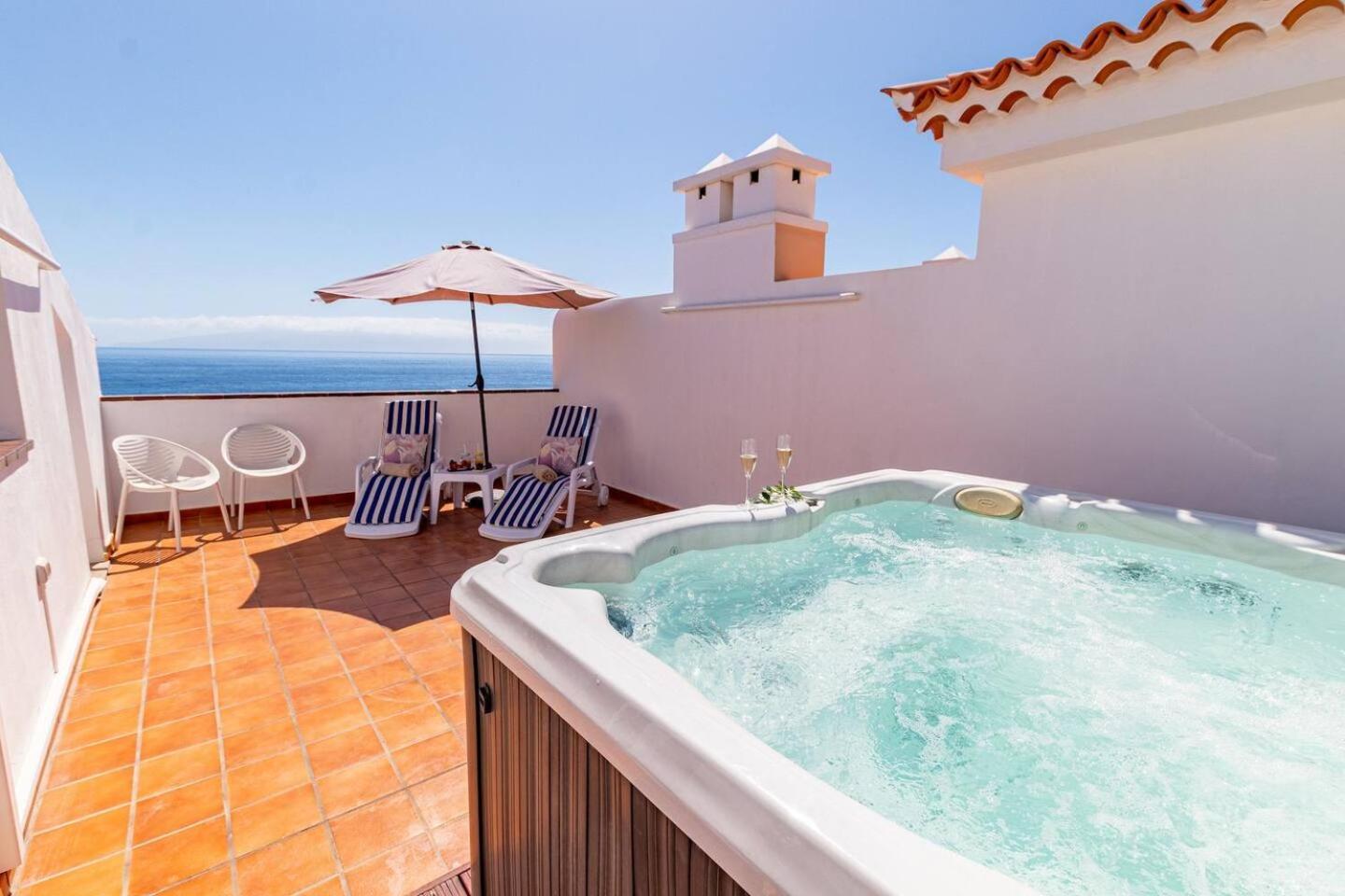 Penthouse Apt With Jacuzzi By Dream Homes Tenerife Puerto de Santiago  Dış mekan fotoğraf